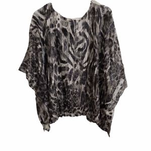 Draper's  & Damon's B/W Blouse M